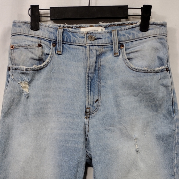 Abercrombie & Fitch Distressed High Rise Mom Jeans Women's 4 Blue Boho Retro Y2K - Picture 3 of 8